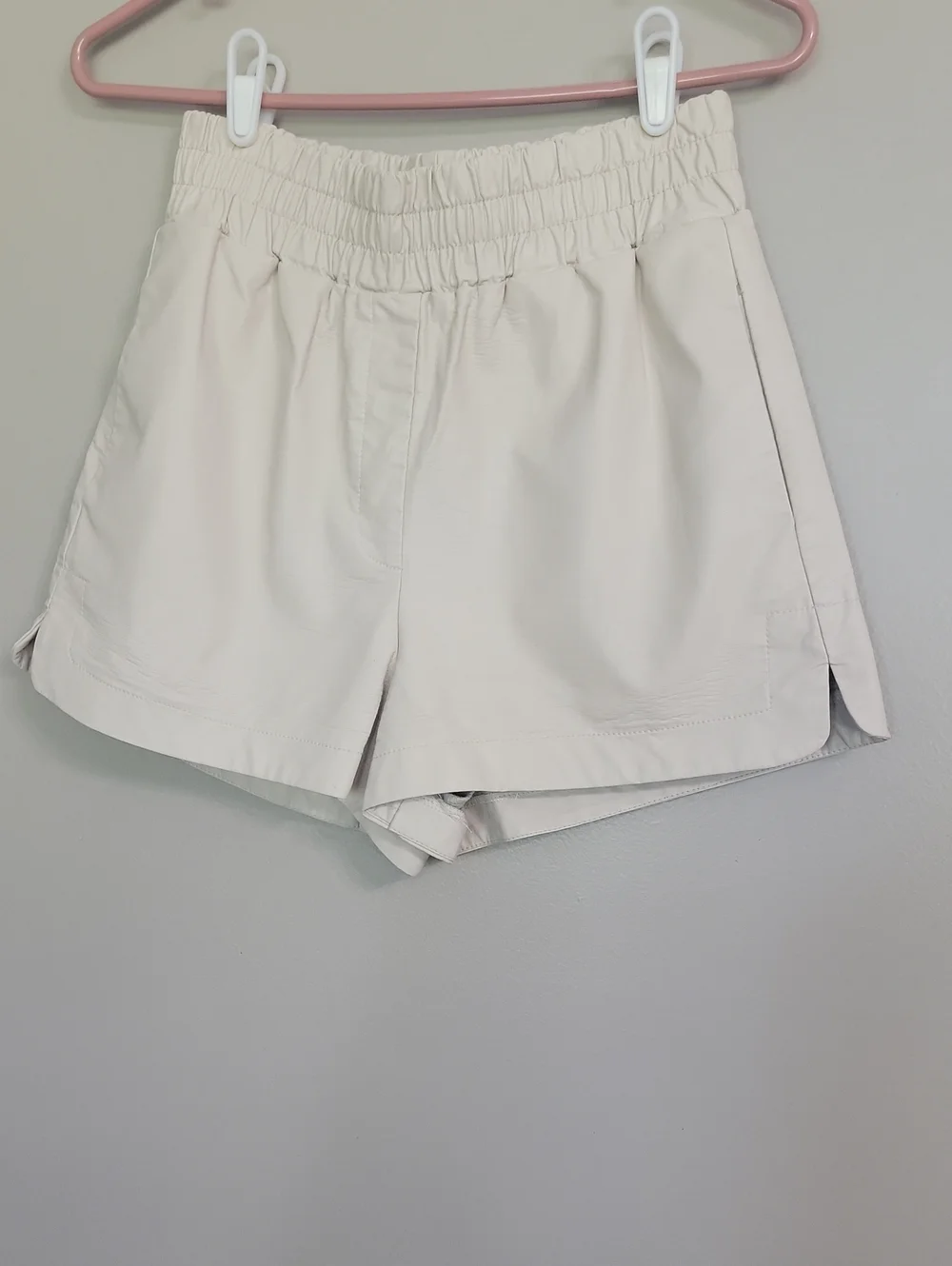 Deluc Beige Shorts Size S